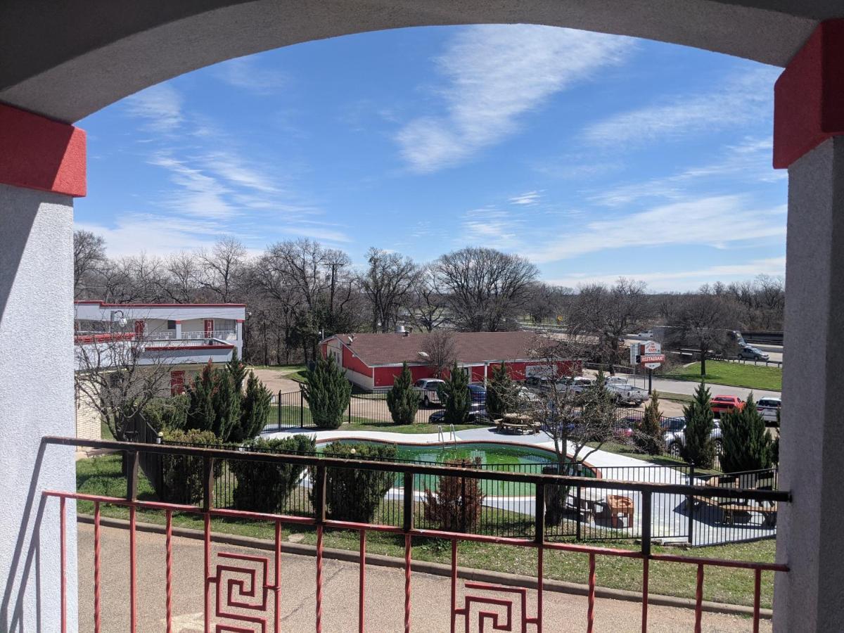 River Forest Hotel Belton