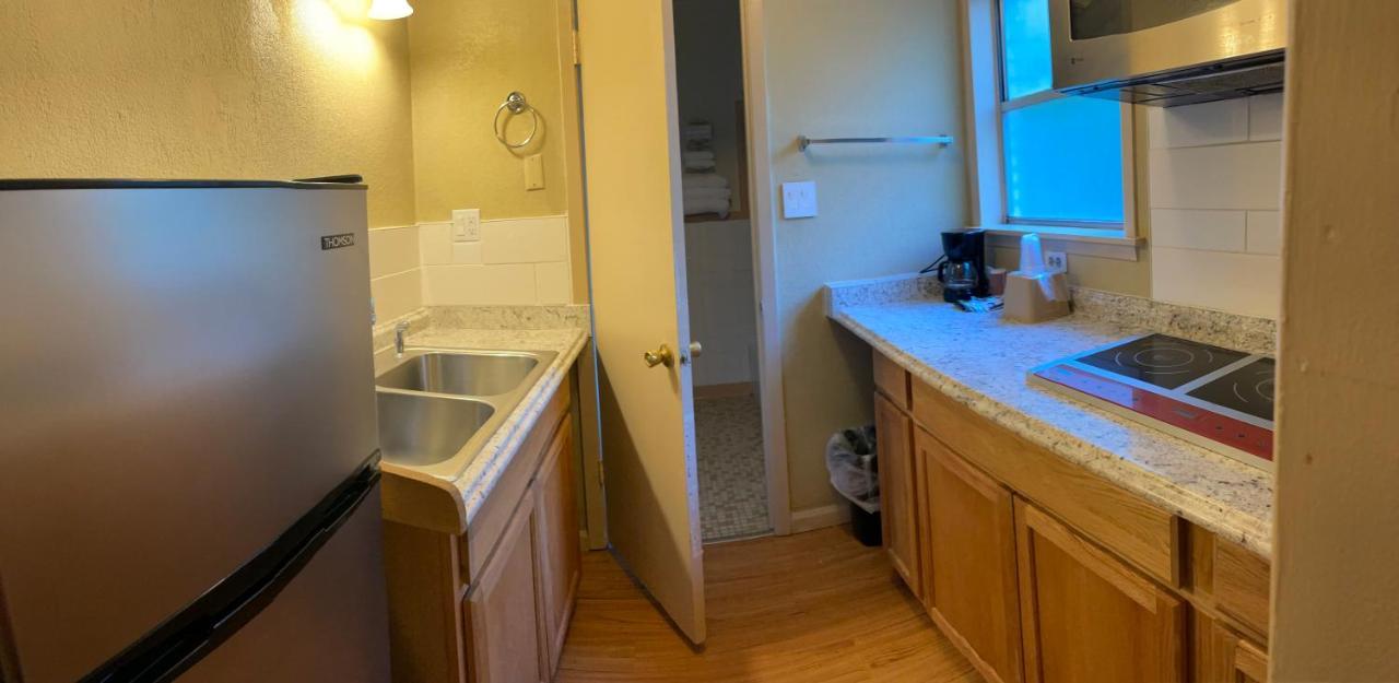 Hotel River Forest 4*