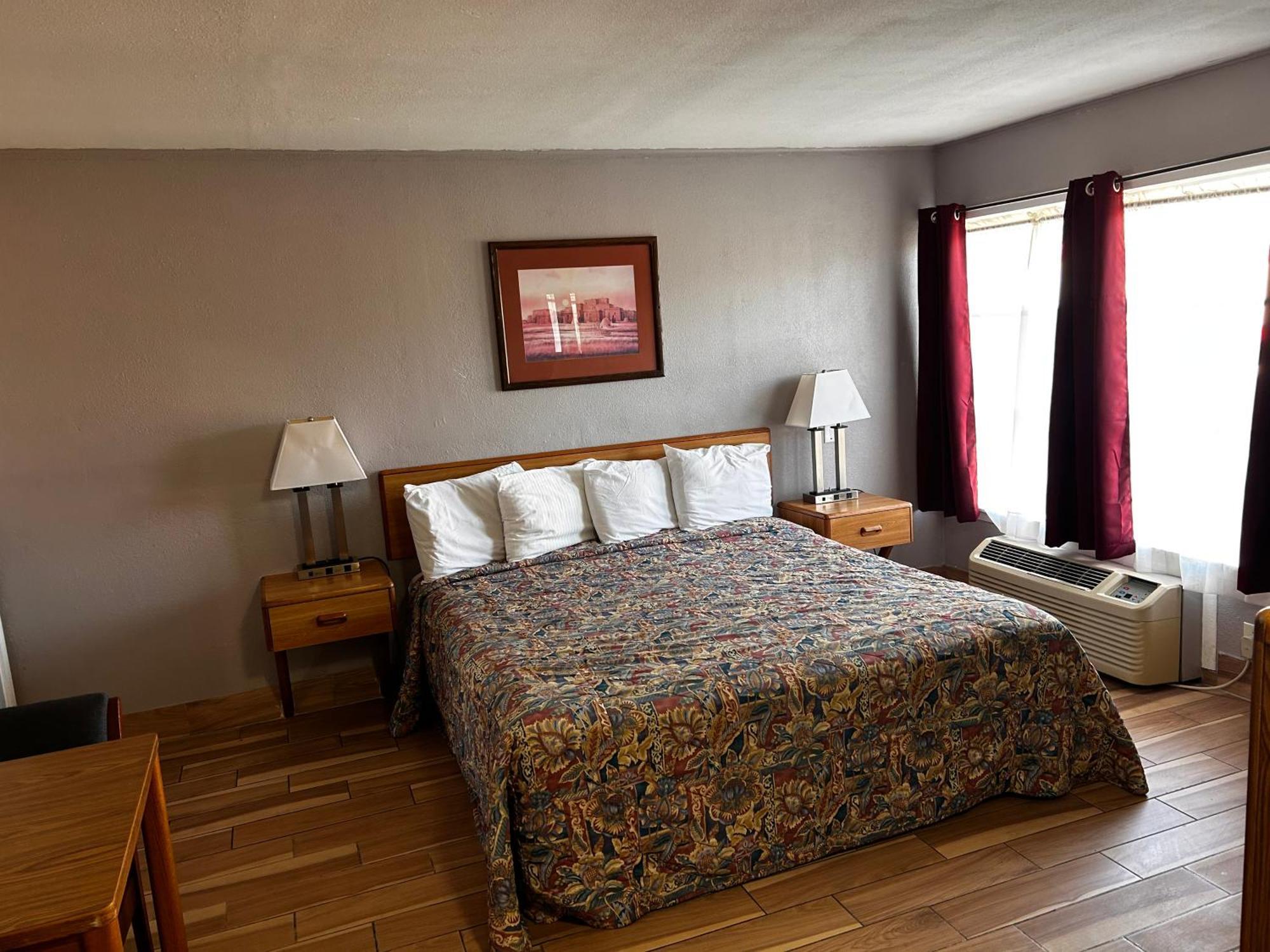 River Forest Hotel