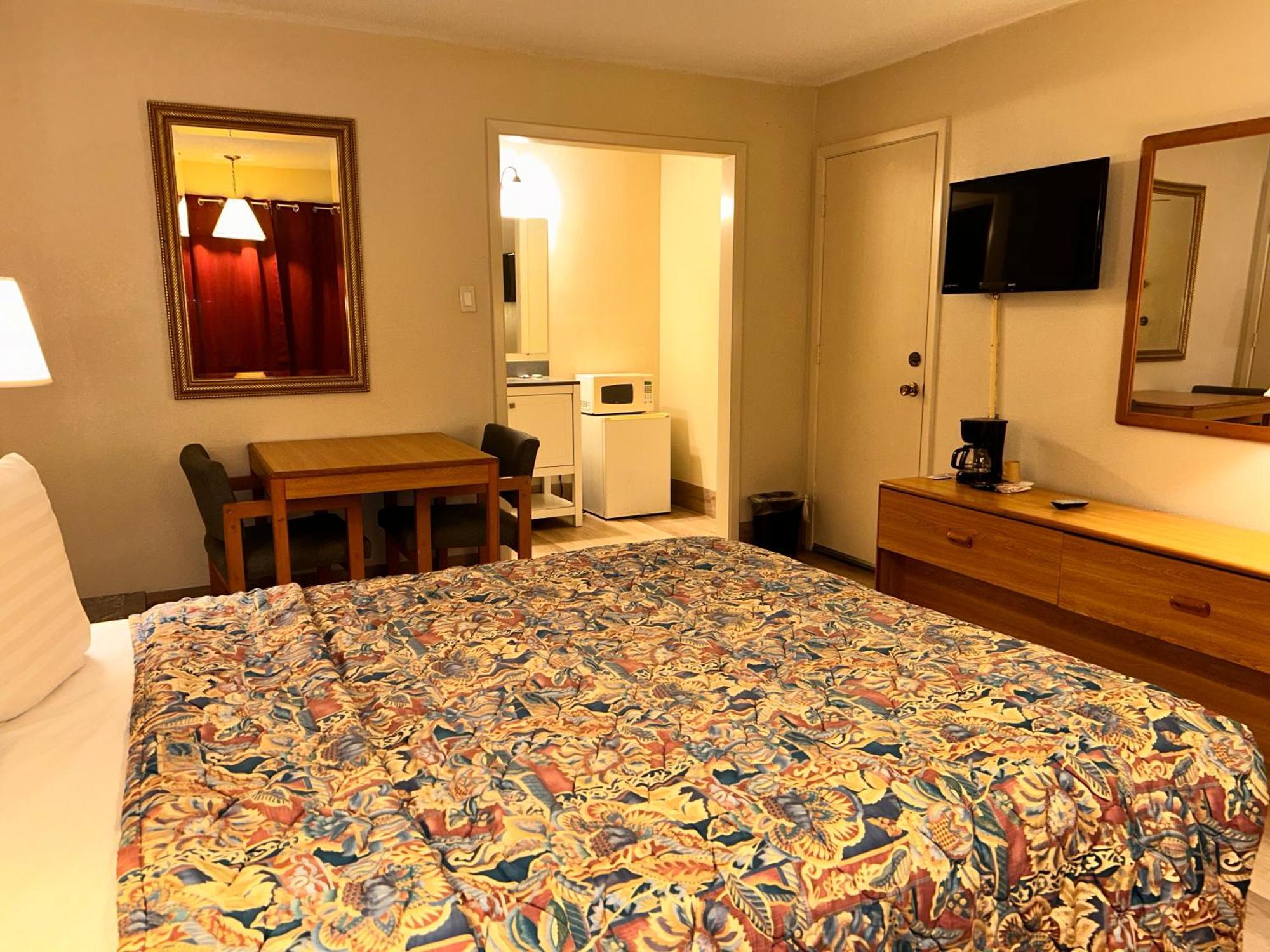 Hotel River Forest 4*